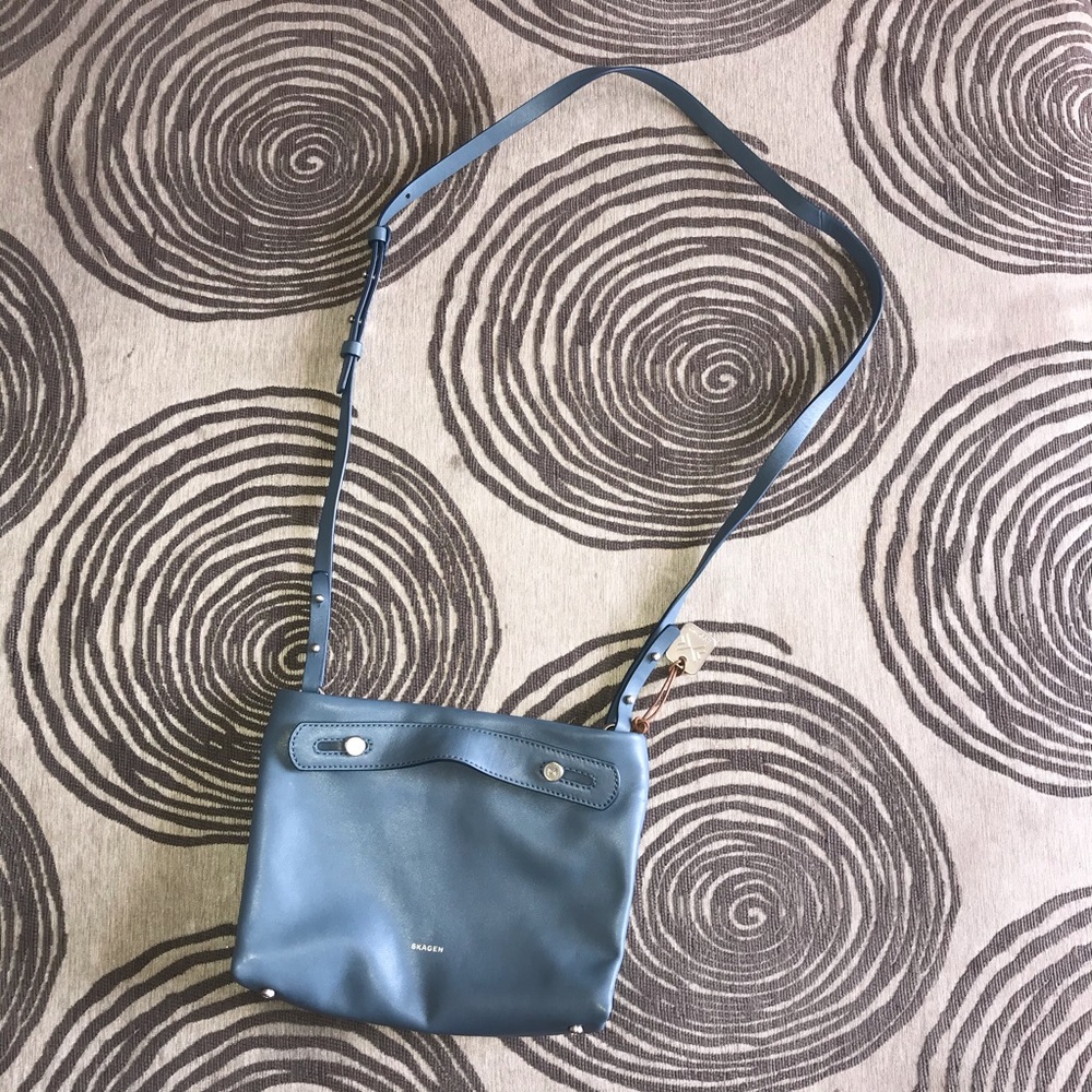 Skagen blue purse